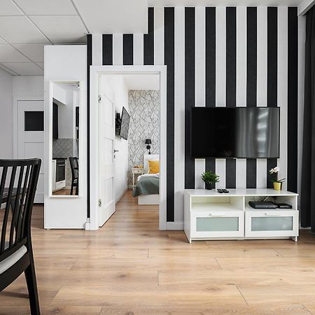 Prymasa Tysiaclecia - P&O Serviced Apartments Varsovia Exterior foto